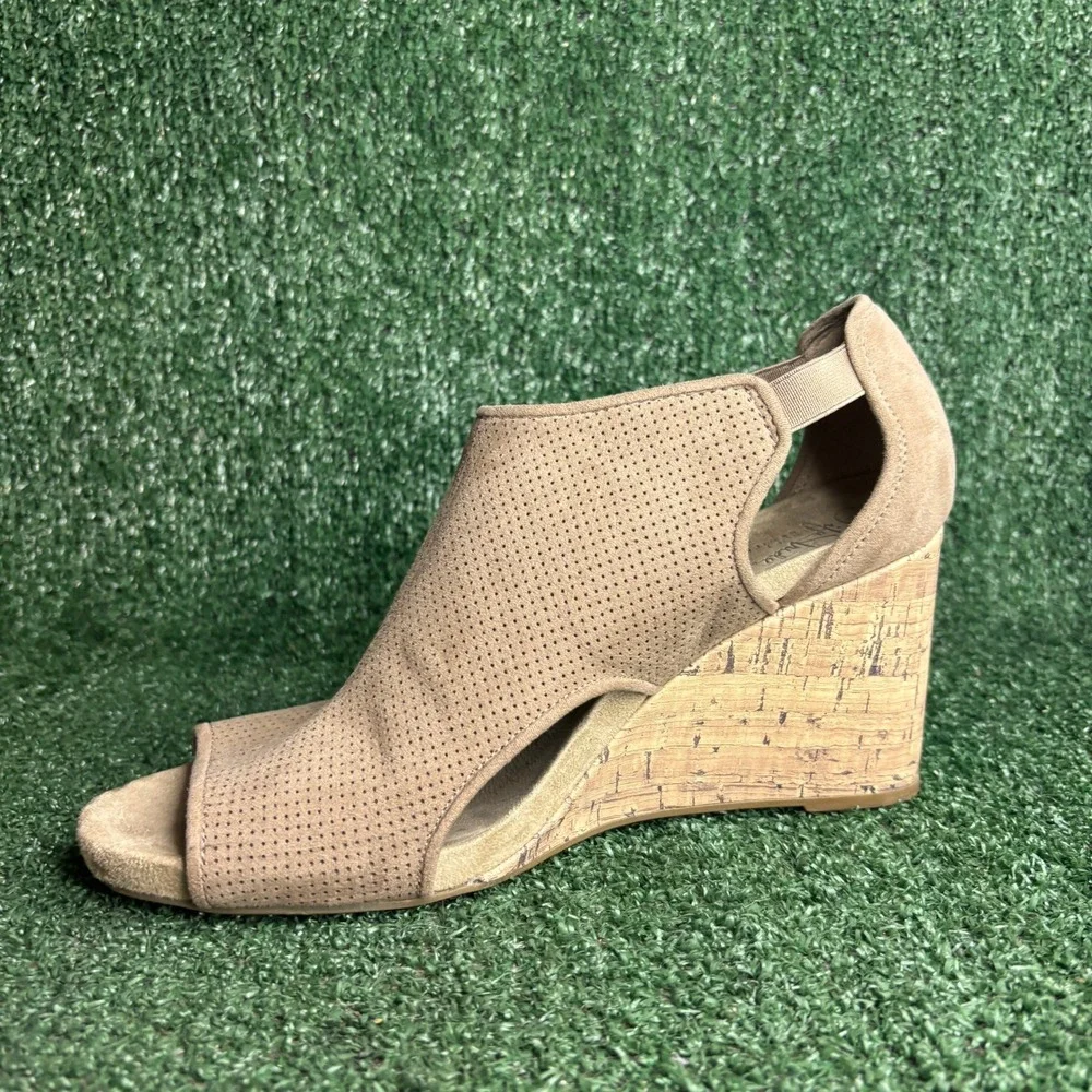 LifeStride HINX Perforated Peep Toe Cork Wedge Sandals Shoes Taupe Womens Sz 11M